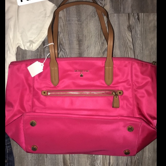 Michael Kors Handbags - Michael Kors Hot Pink Purse